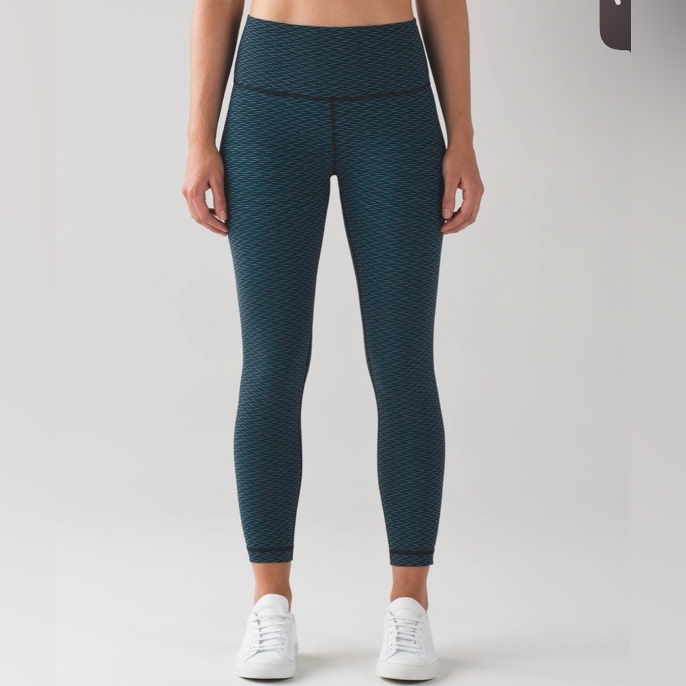 Lululemon High Times Pant ( Luxtreme) 25”